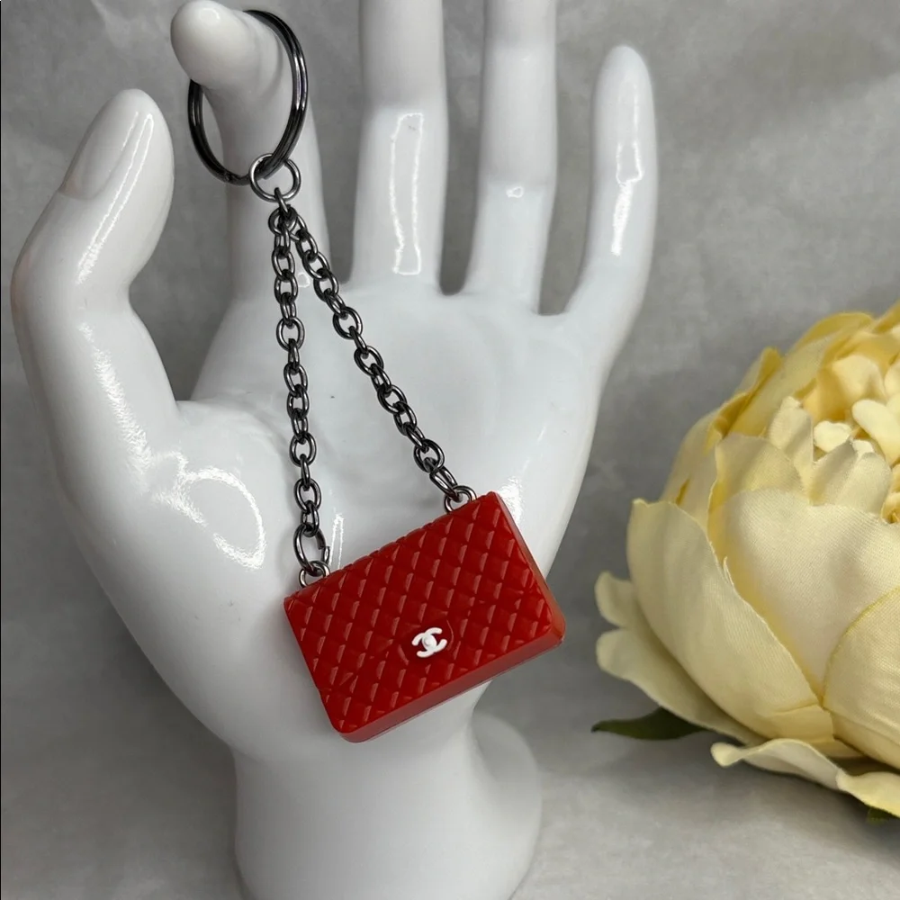 Mini Bag Quilted Red Key Holder - Picture 1 of 3